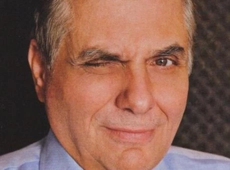 Γιώργος Τράγκας: 151 και βγήκε – Ο μετά βίας επιζών Τσίπρας και η «θεατράλε» εμφάνιση Θεοδωράκη